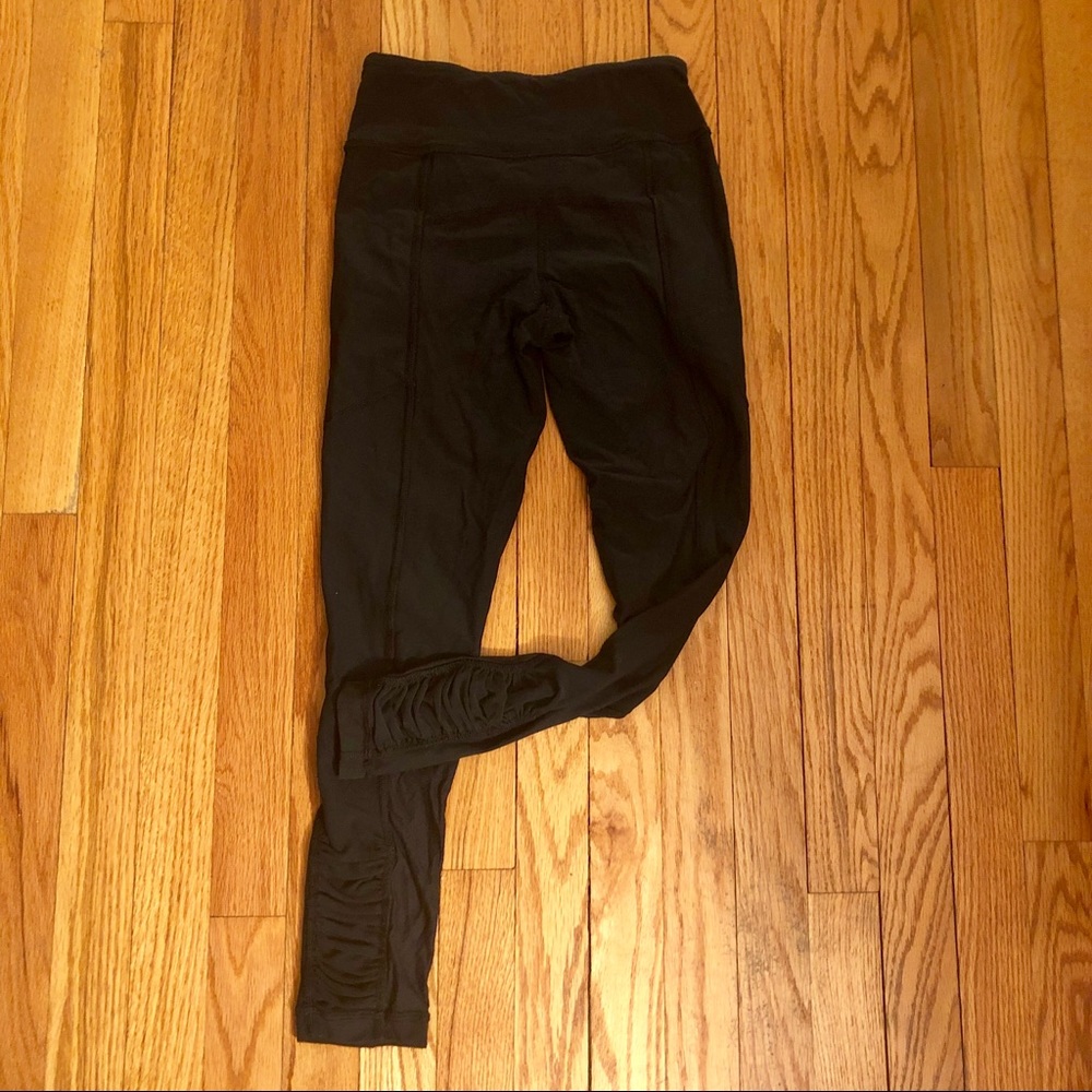 Lululemon Black ruffle ruched leggings